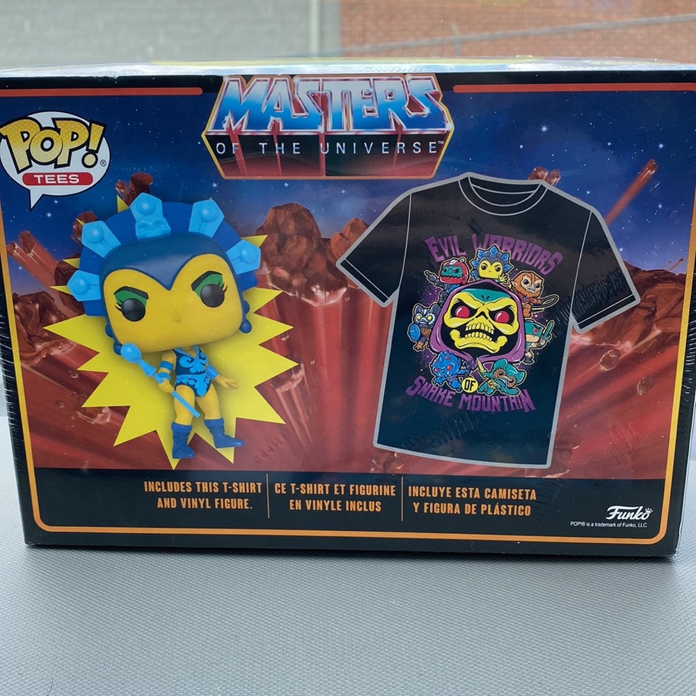 Funko Pop with t-shirt Large - Picture 5 of 5